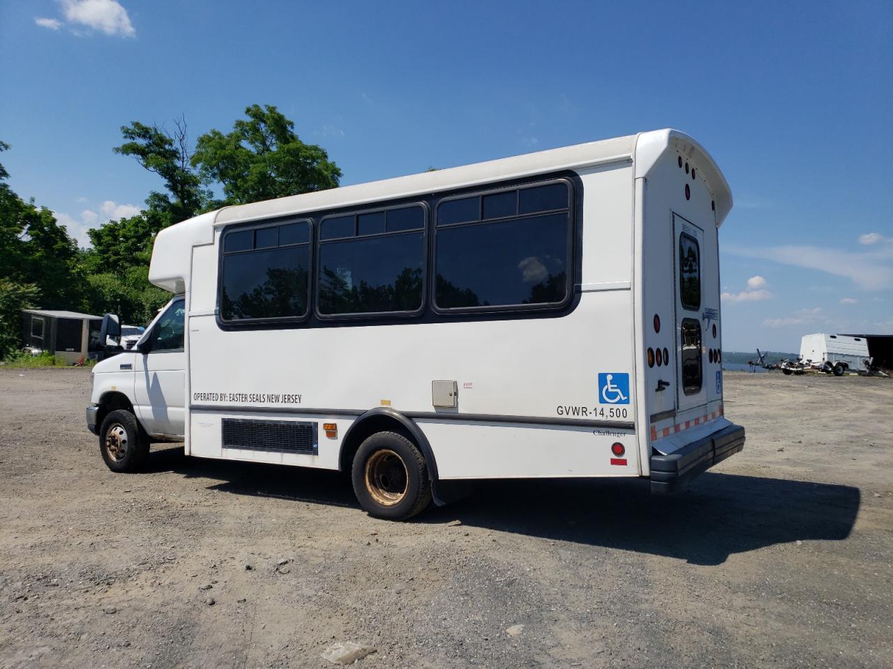 2013 Ford Econoline E450 Super Duty Cutaway Van vin: 1FDFE4FS5DDB12654