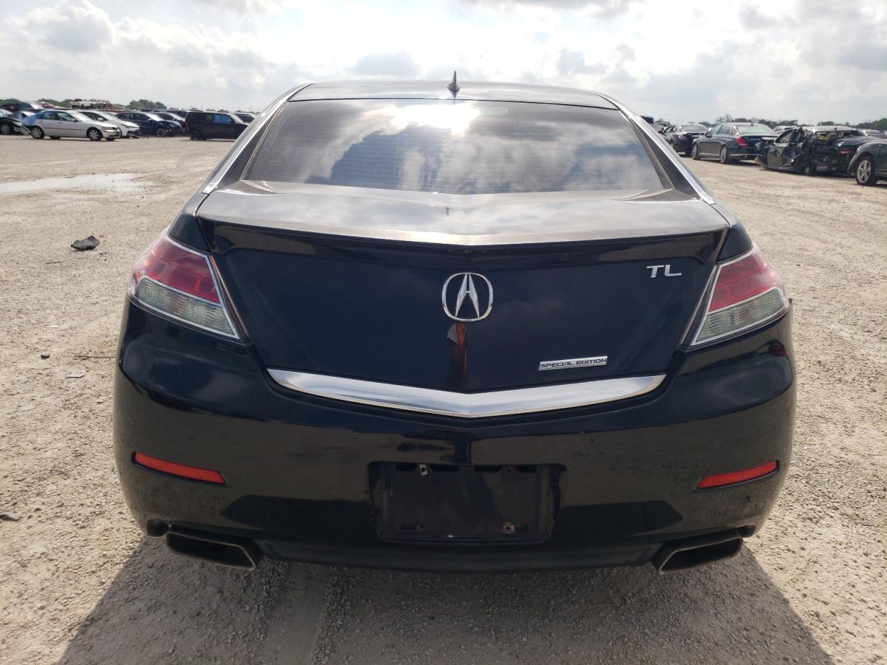 19UUA8F33EA002522 2014 Acura Tl Se