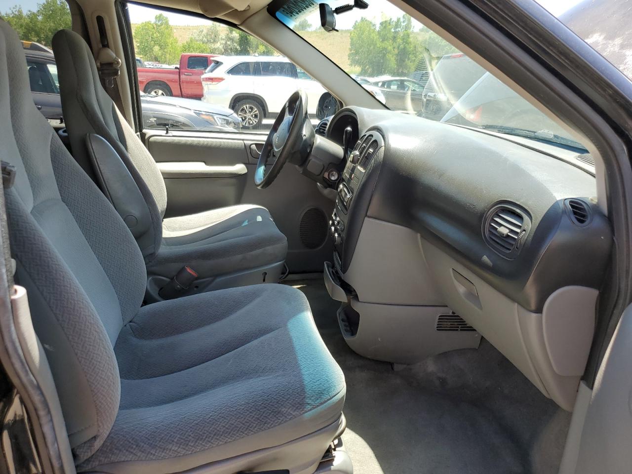 1D4GP24R25B286995 2005 Dodge Grand Caravan Se