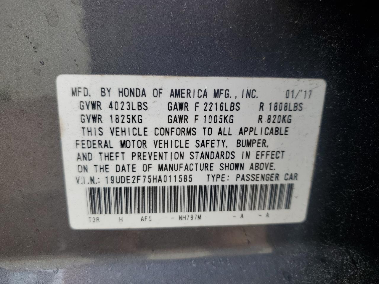 19UDE2F75HA011585 2017 Acura Ilx Premium