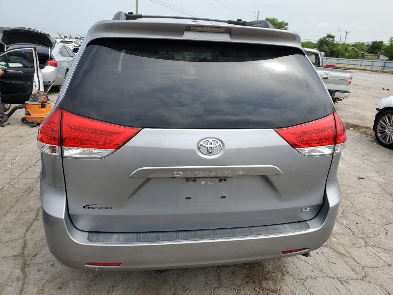 Lot #2650041130 2013 TOYOTA SIENNA LE