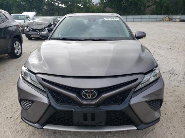 VIN 4T1B61HK5KU802084 2019 Toyota Camry, Xse no.5