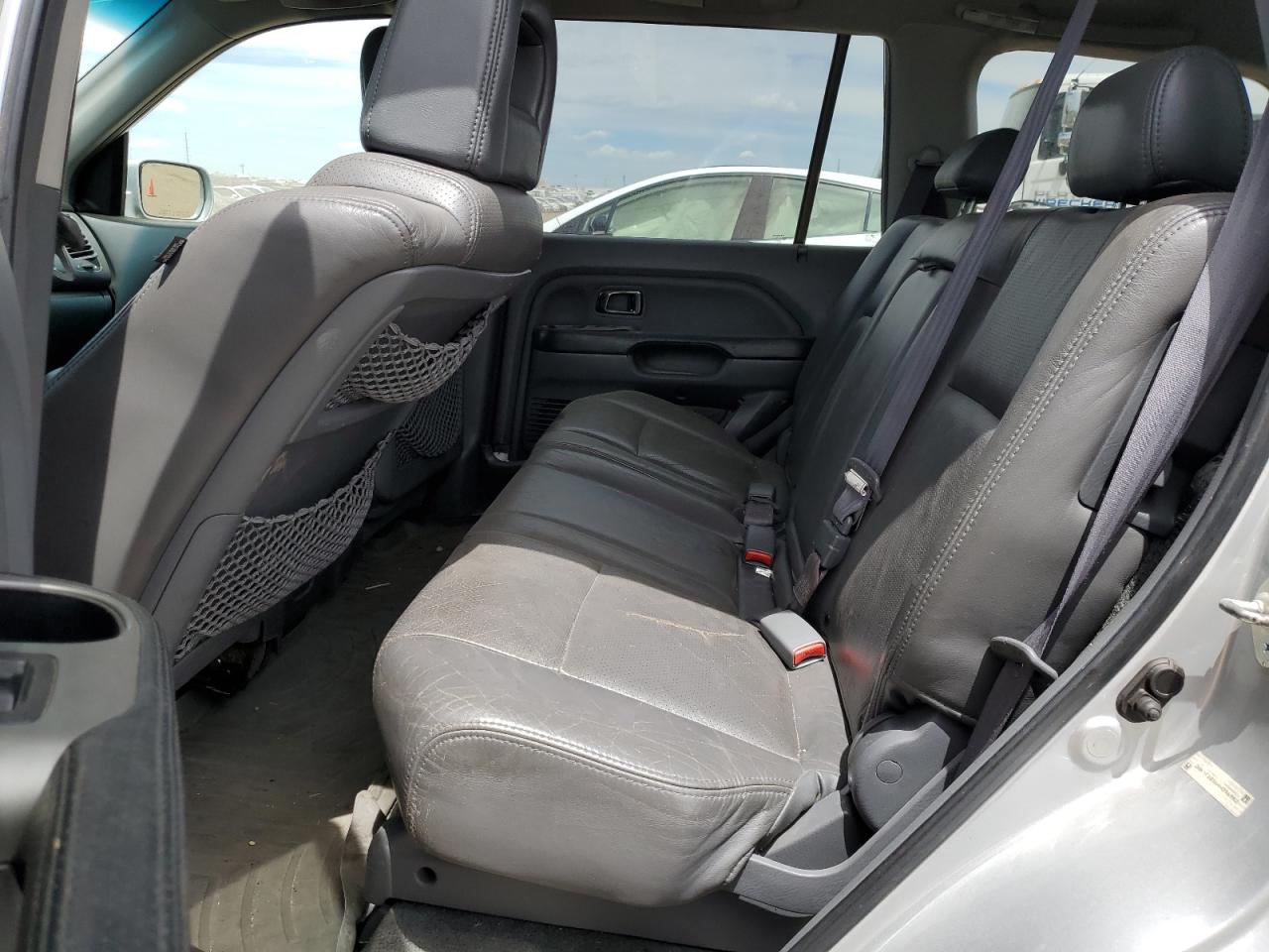 2HKYF18564H596943 2004 Honda Pilot Exl