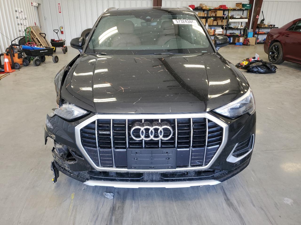 WA1AECF33L1055737 2020 Audi Q3 Premium