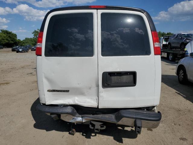 2018 Chevrolet Express G2500 VIN: 1GCWGAFG0J1905057 Lot: 58019244