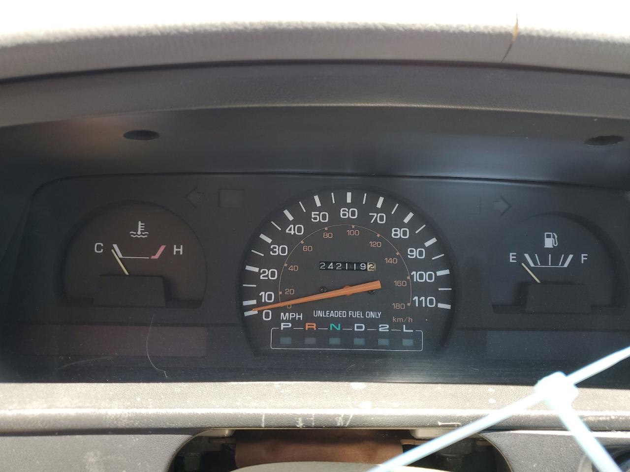 JT4VN82N8L5003444 1990 Toyota Pickup 1 Ton Long Bed Dlx