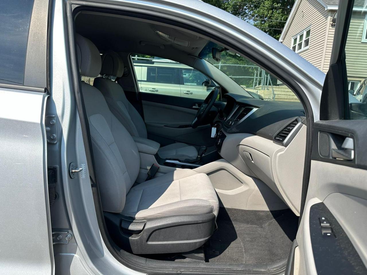 KM8J33A43JU659727 2018 Hyundai Tucson Sel