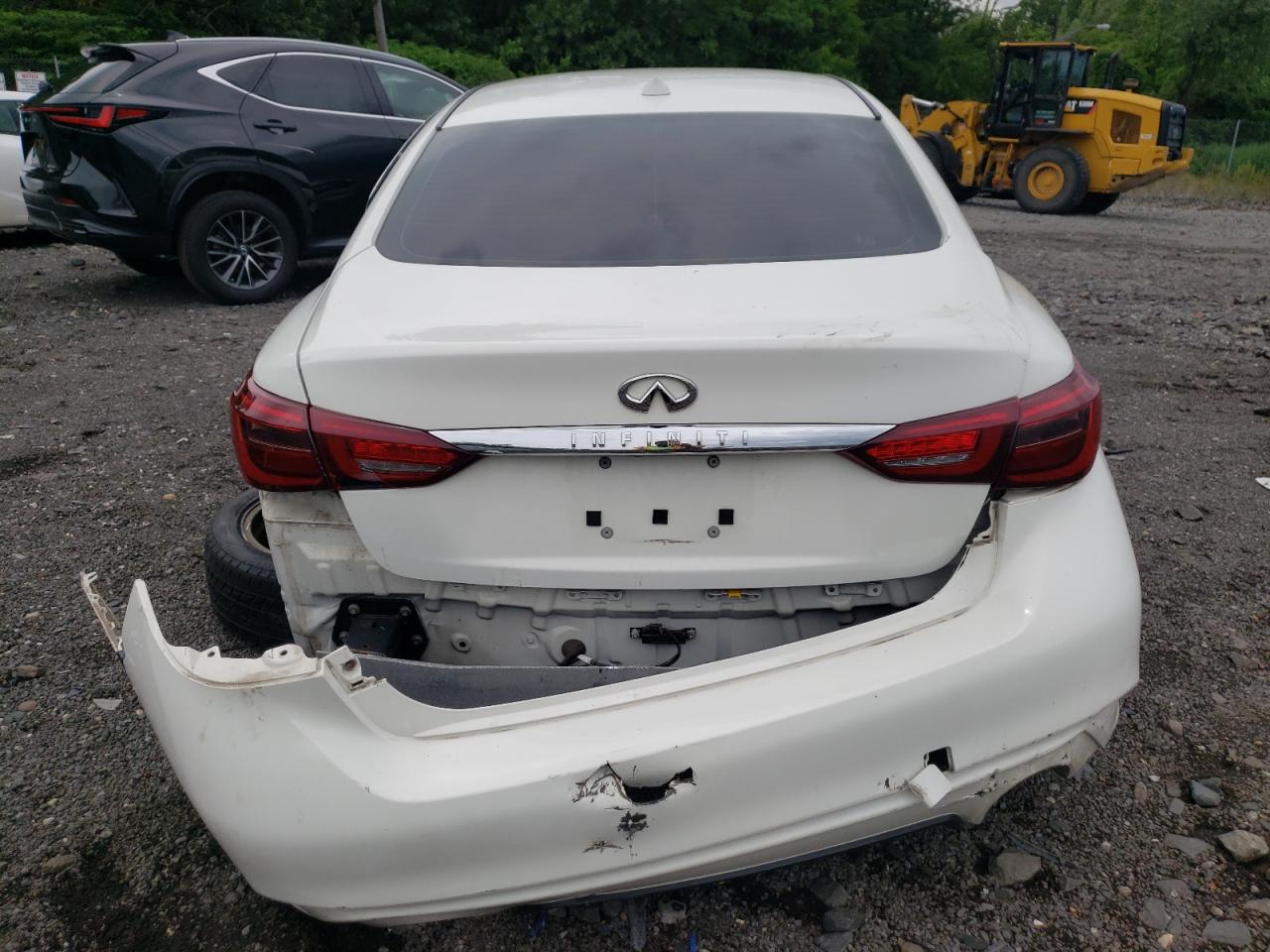 JN1EV7AR7JM445801 2018 Infiniti Q50 Luxe