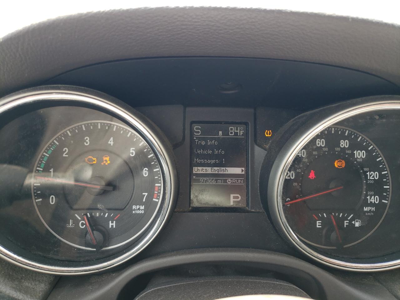 1J4RR4GG2BC566762 2011 Jeep Grand Cherokee Laredo