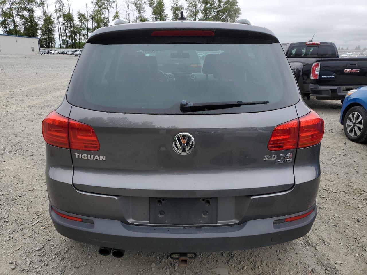 WVGBV3AX2DW576534 2013 Volkswagen Tiguan S