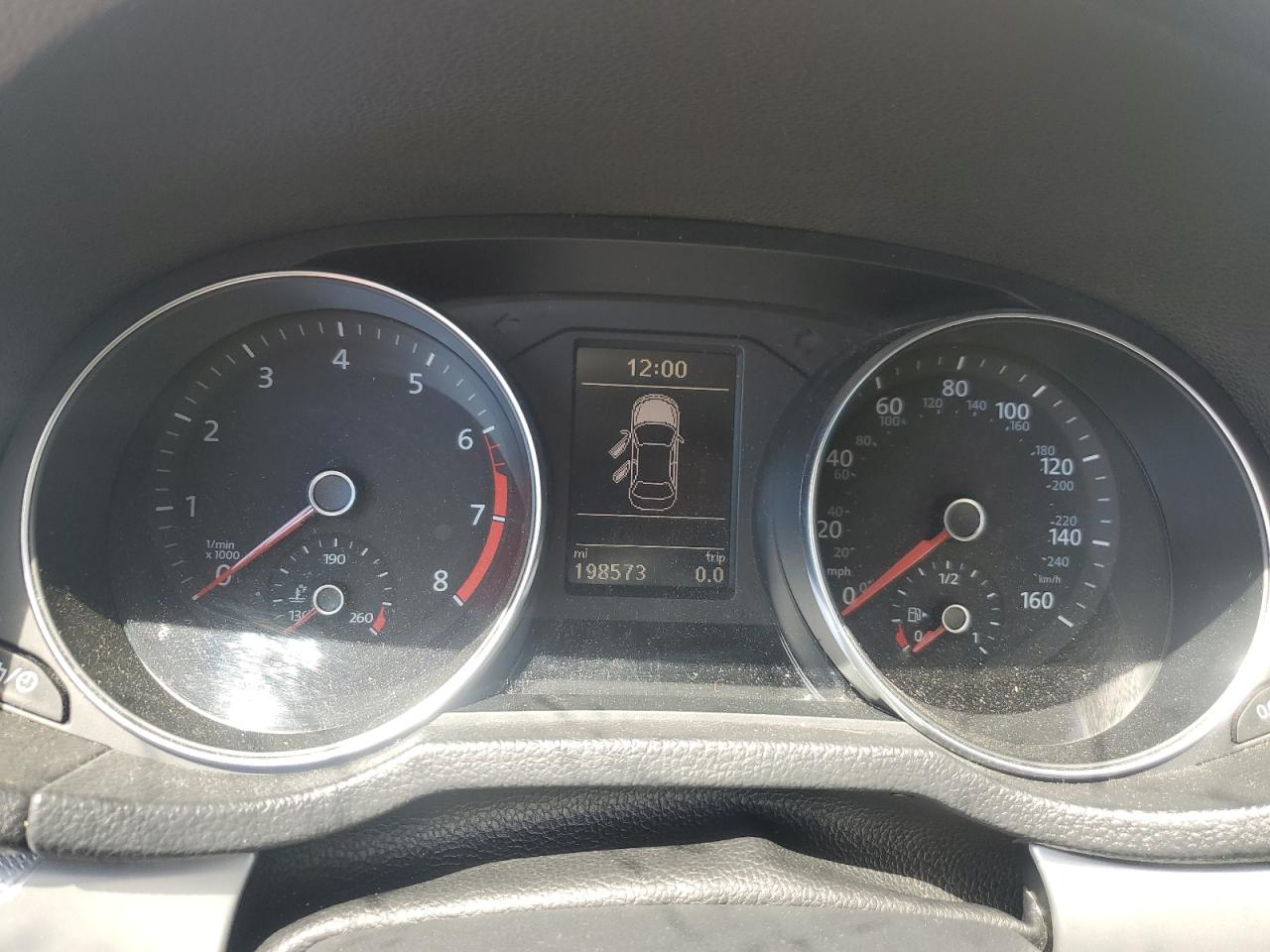 1VWAT7A38HC037673 2017 Volkswagen Passat S