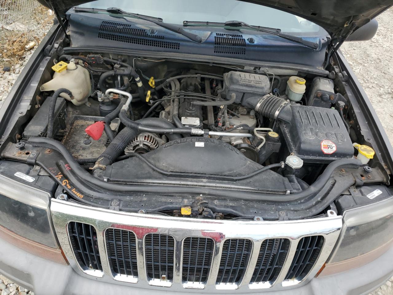 1J4GW48S8YC280099 2000 Jeep Grand Cherokee Laredo