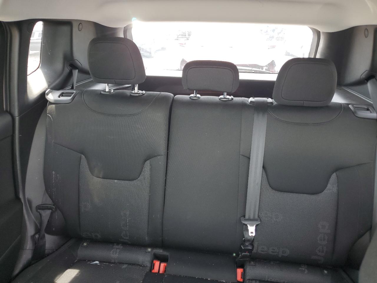 ZACCJAAB6HPE67168 2017 Jeep Renegade Sport