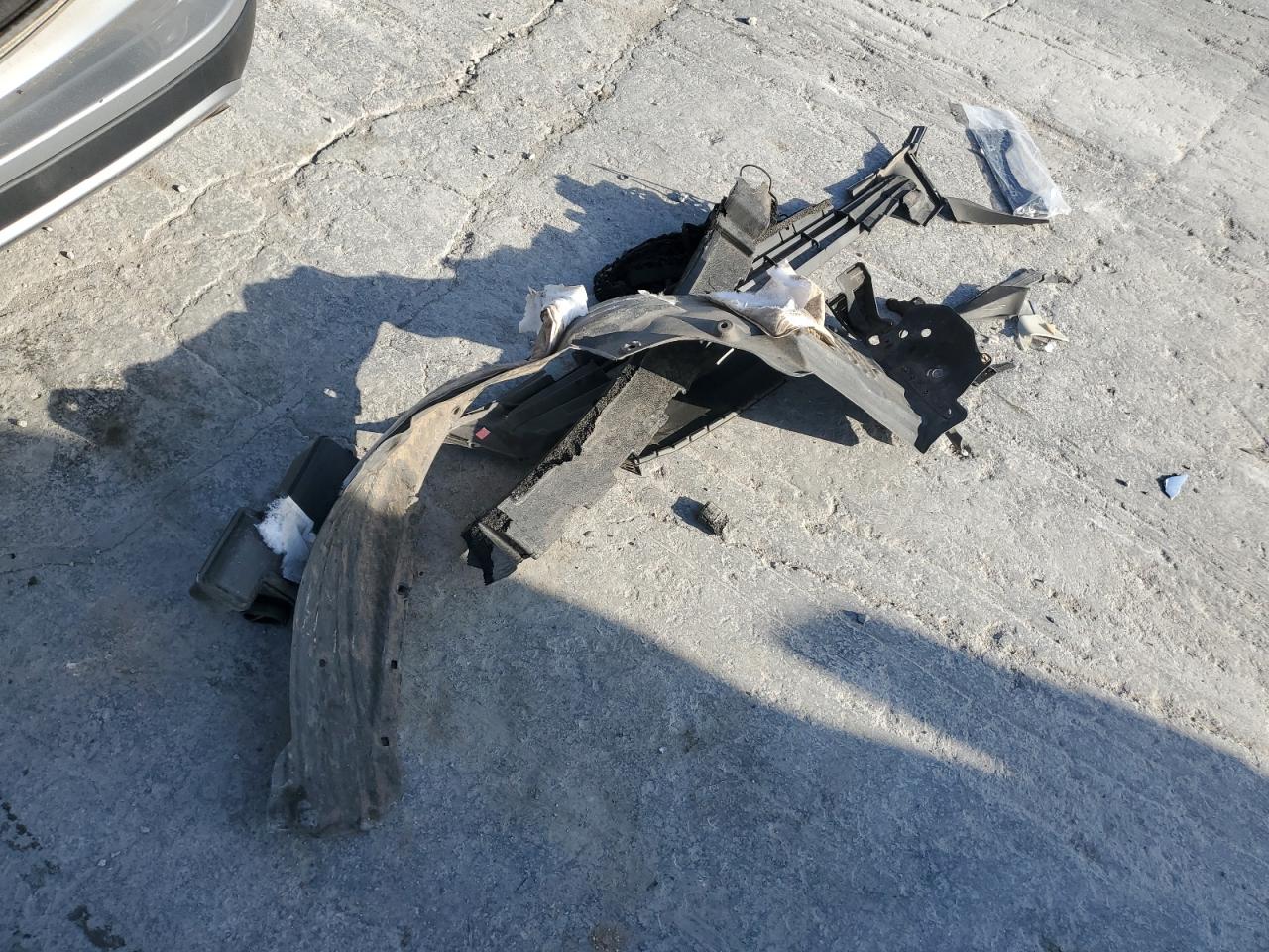 2T3WFREV2JW497924 TOYOTA RAV4 2018
