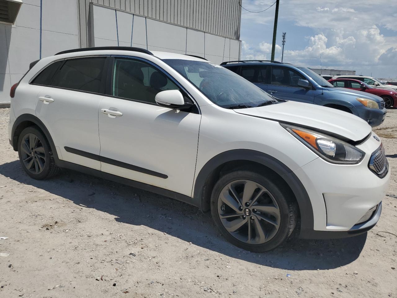 2017 Kia Niro Ex vin: KNDCC3LC8H5055063