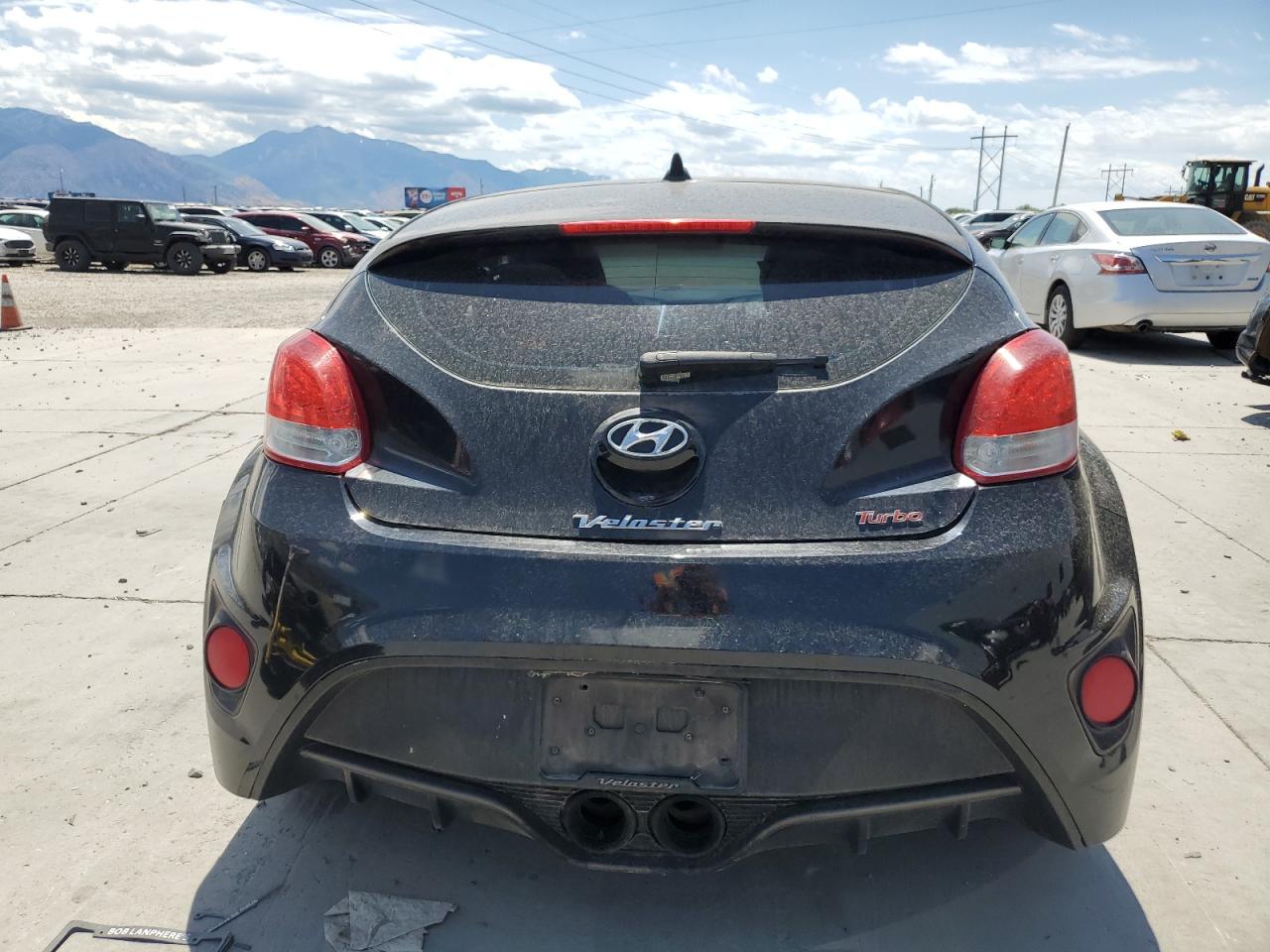 2013 Hyundai Veloster Turbo vin: KMHTC6AE5DU173976