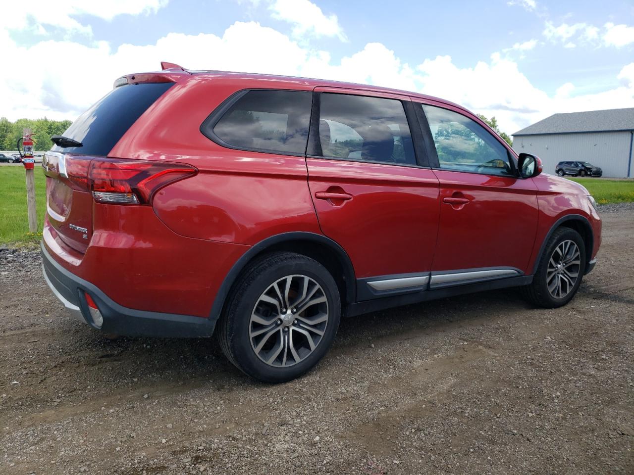 JA4AZ3A35JZ016495 2018 Mitsubishi Outlander Se