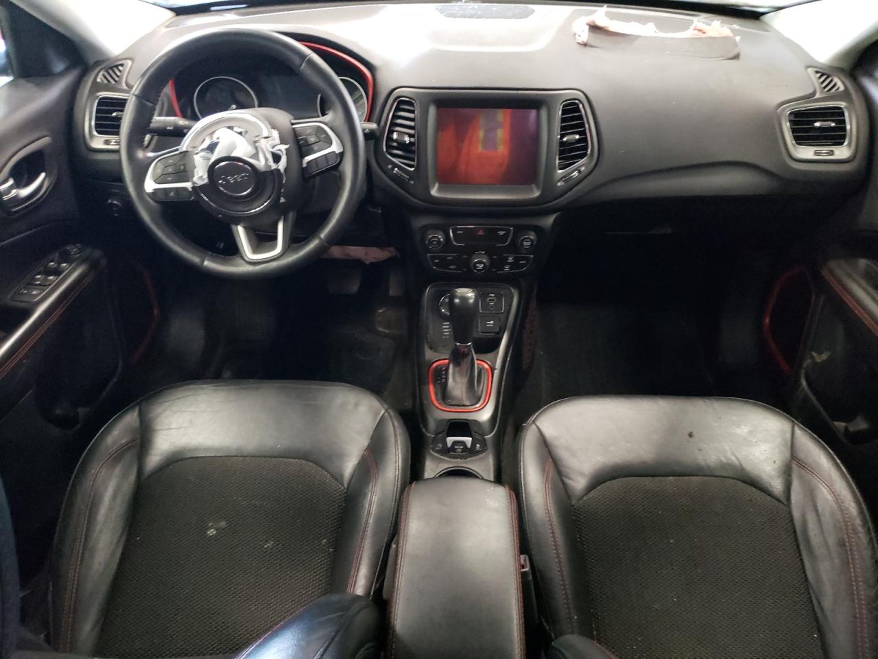 3C4NJDDBXJT117126 2018 Jeep Compass Trailhawk