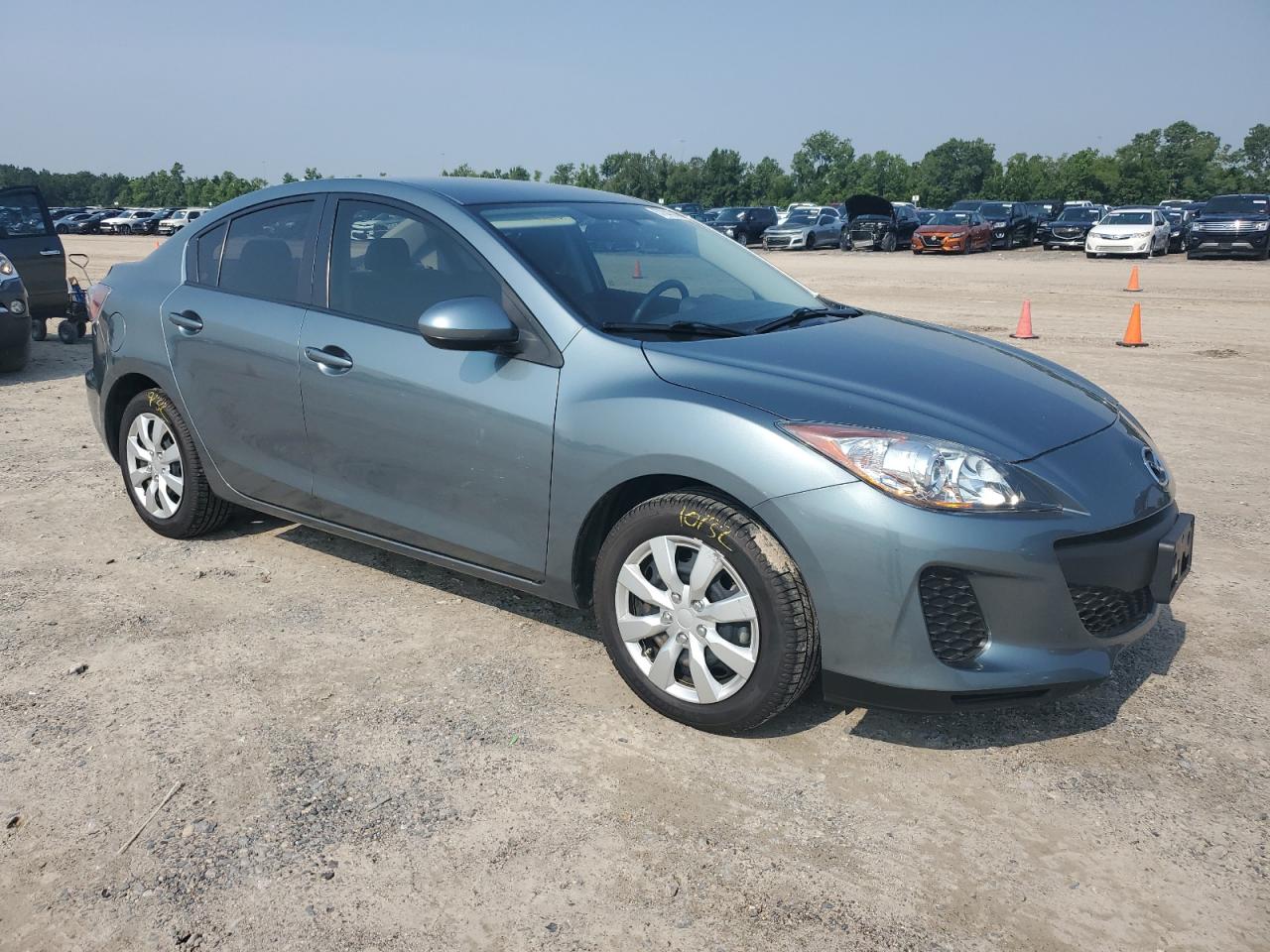 JM1BL1TF2D1747542 2013 Mazda 3 I