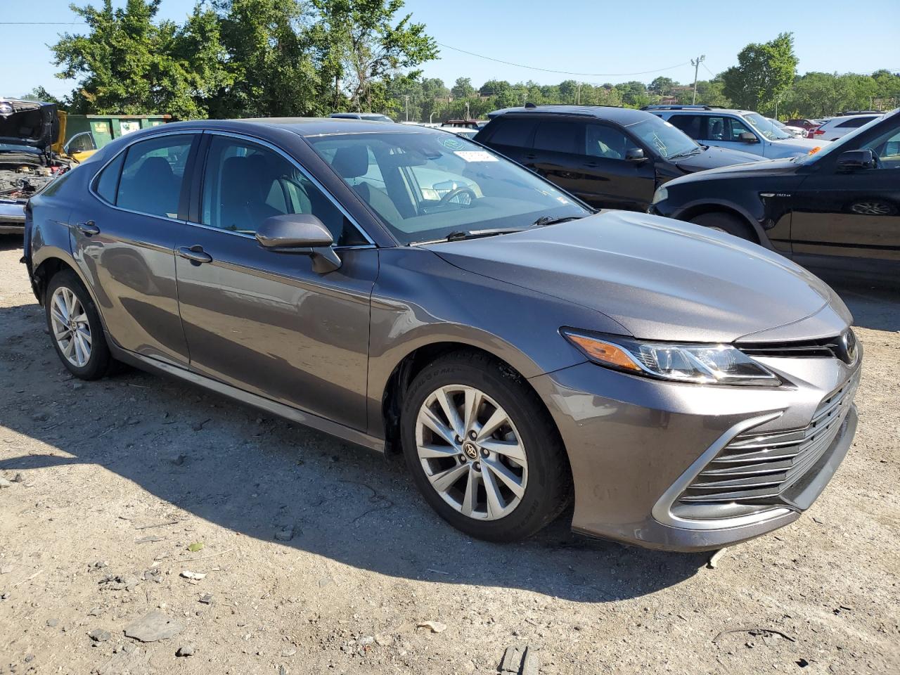 2021 Toyota Camry Le vin: 4T1C11AK2MU471173