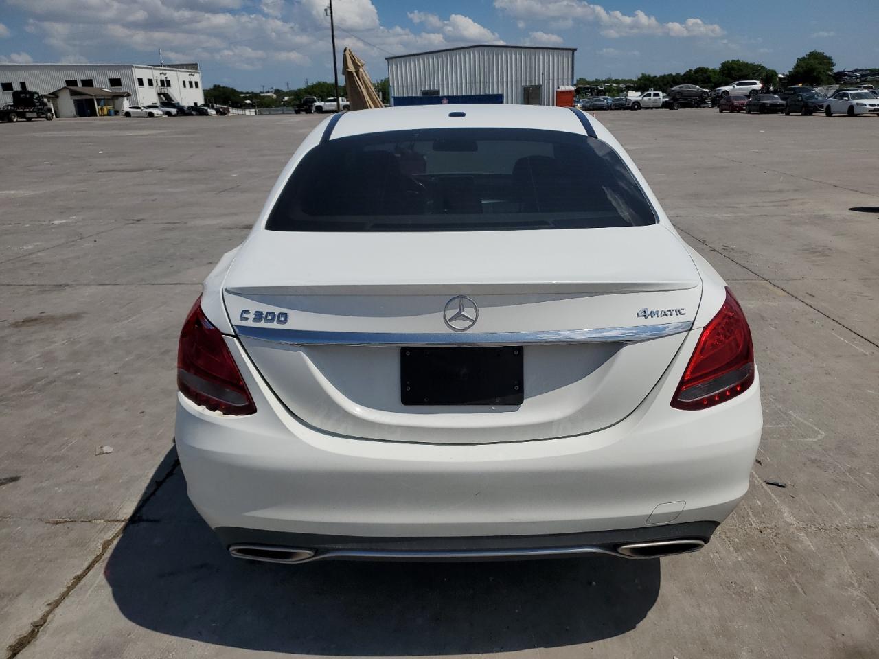 55SWF4KB6JU247426 2018 Mercedes-Benz C 300 4Matic