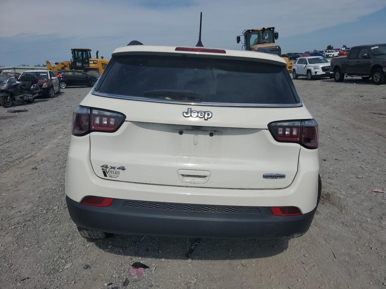 3C4NJDBBXMT534379 2021 Jeep Compass Latitude