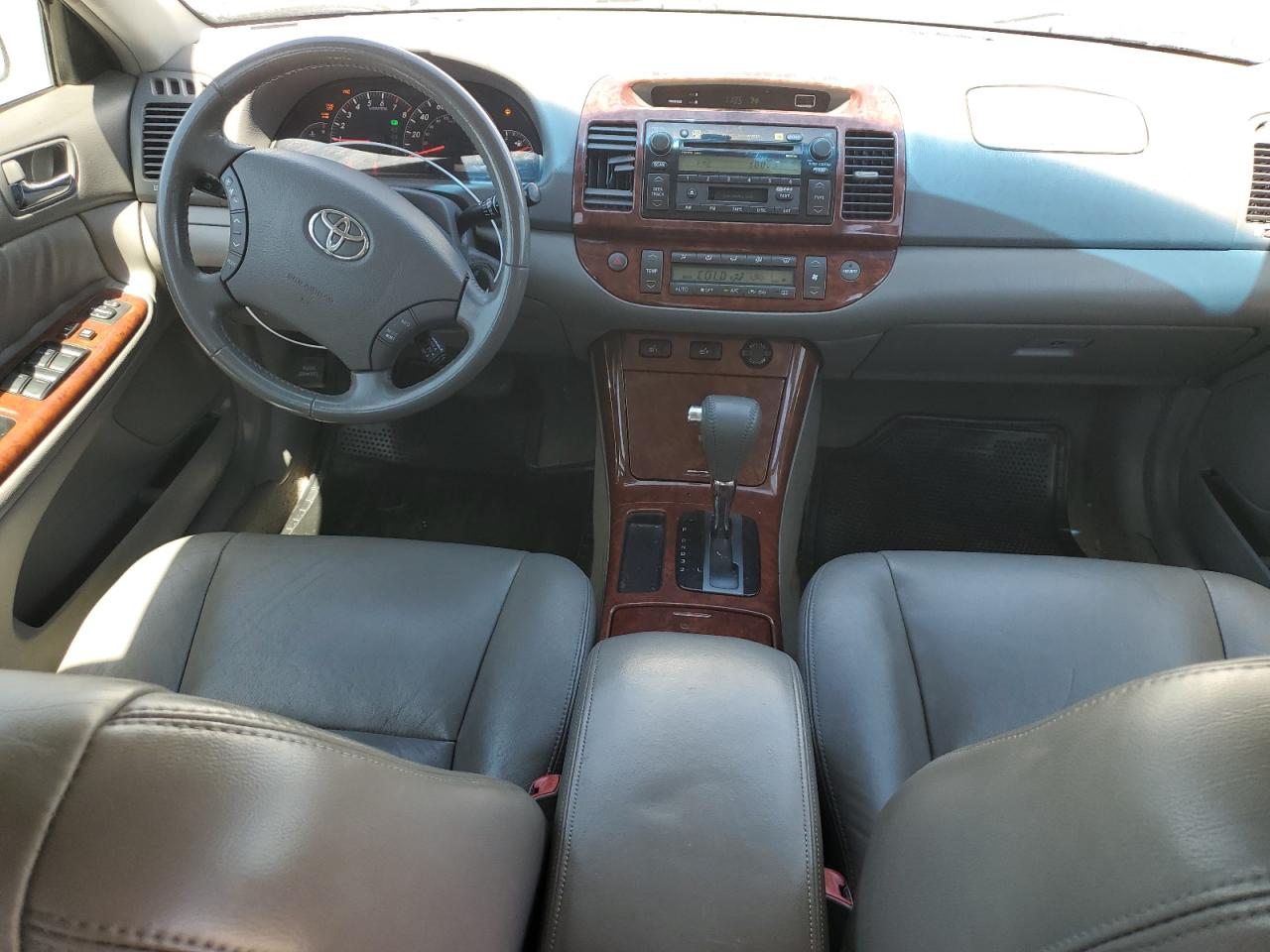 4T1BF30K85U105360 2005 Toyota Camry Le