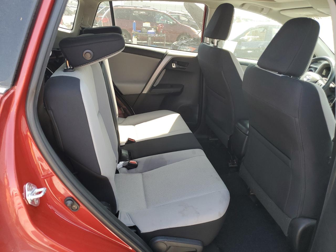 2T3WFREV3HW325203 2017 Toyota Rav4 Xle