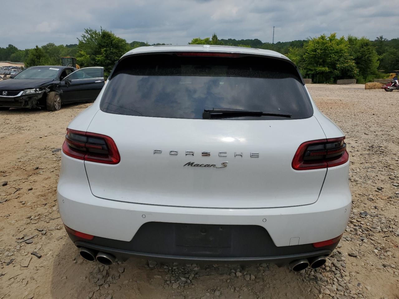 WP1AB2A54GLB54836 2016 Porsche Macan S