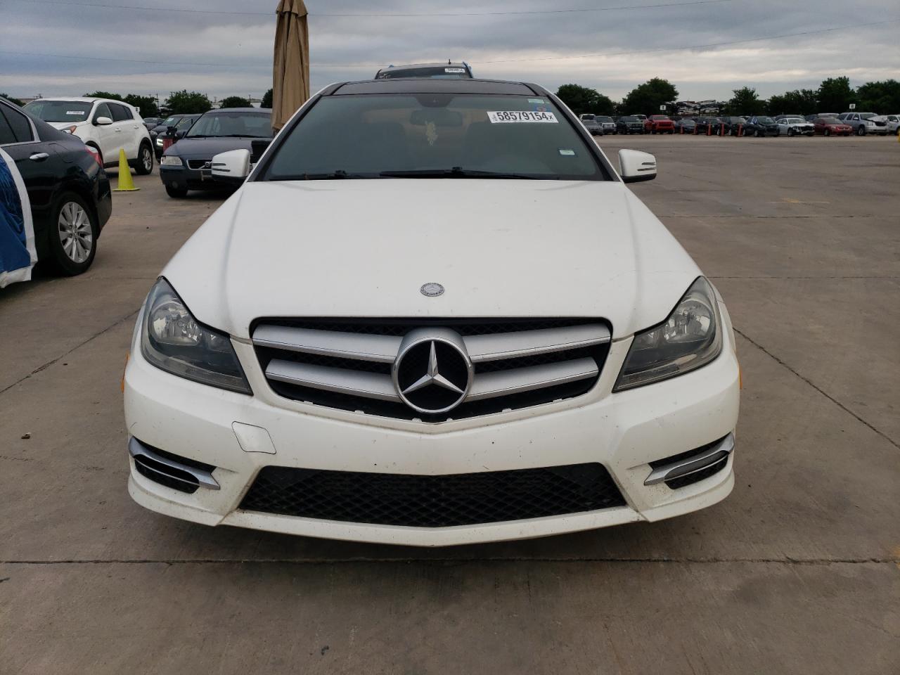 2013 Mercedes-Benz C 250 vin: WDDGJ4HB7DG059803