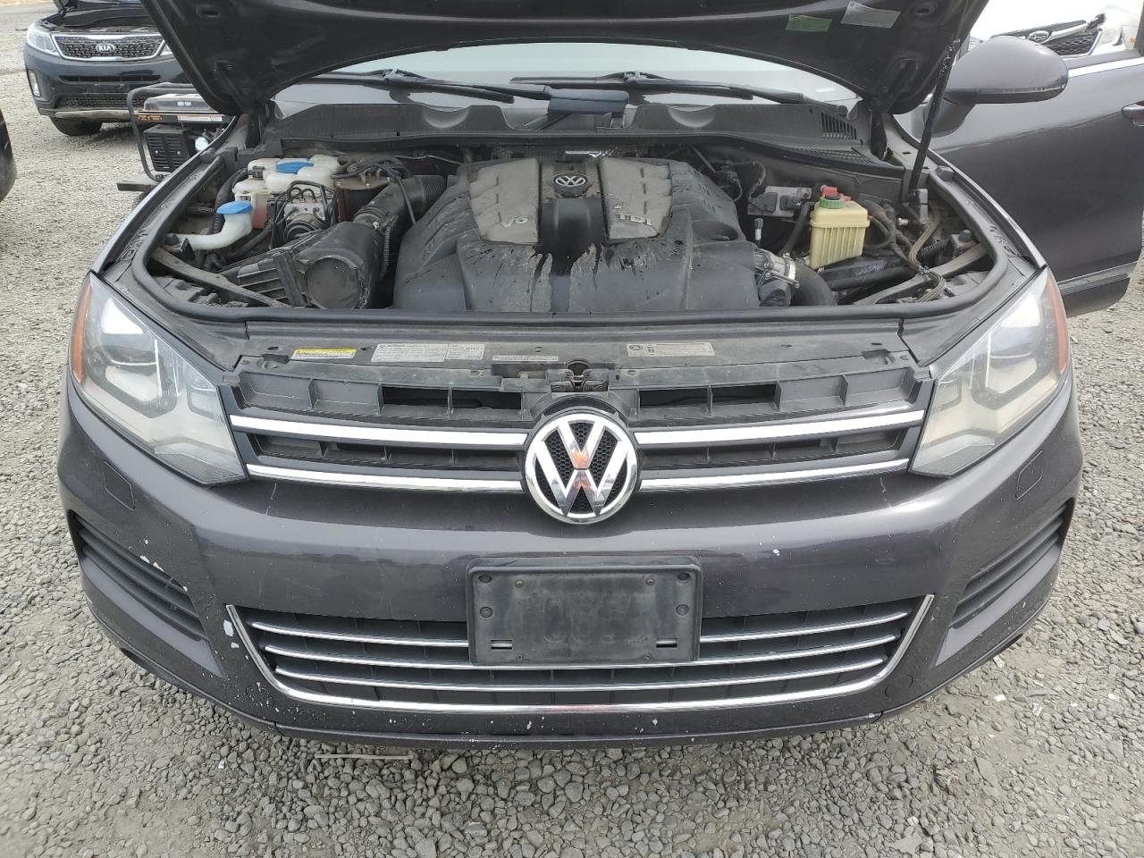 2013 Volkswagen Touareg V6 Tdi vin: WVGEP9BP6DD007741