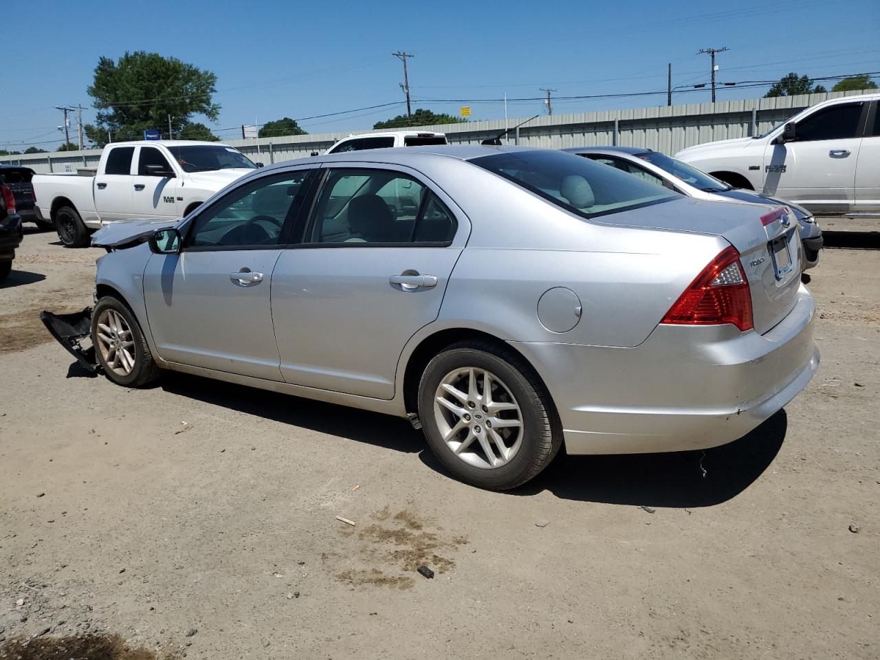 Lot #2919388311 2012 FORD FUSION S