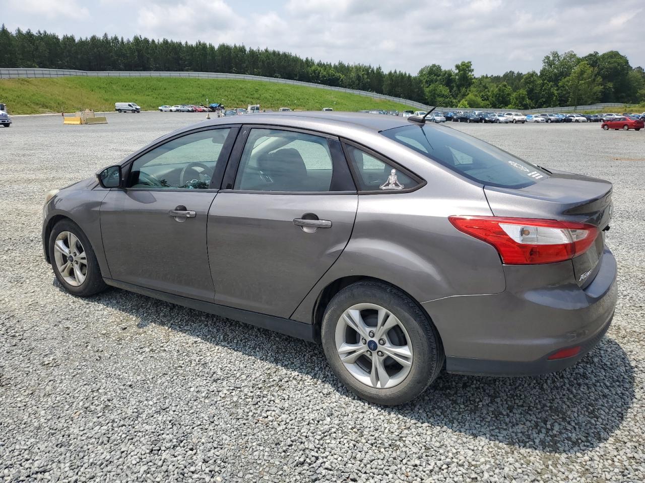 2014 Ford Focus Se vin: 1FADP3F2XEL335527