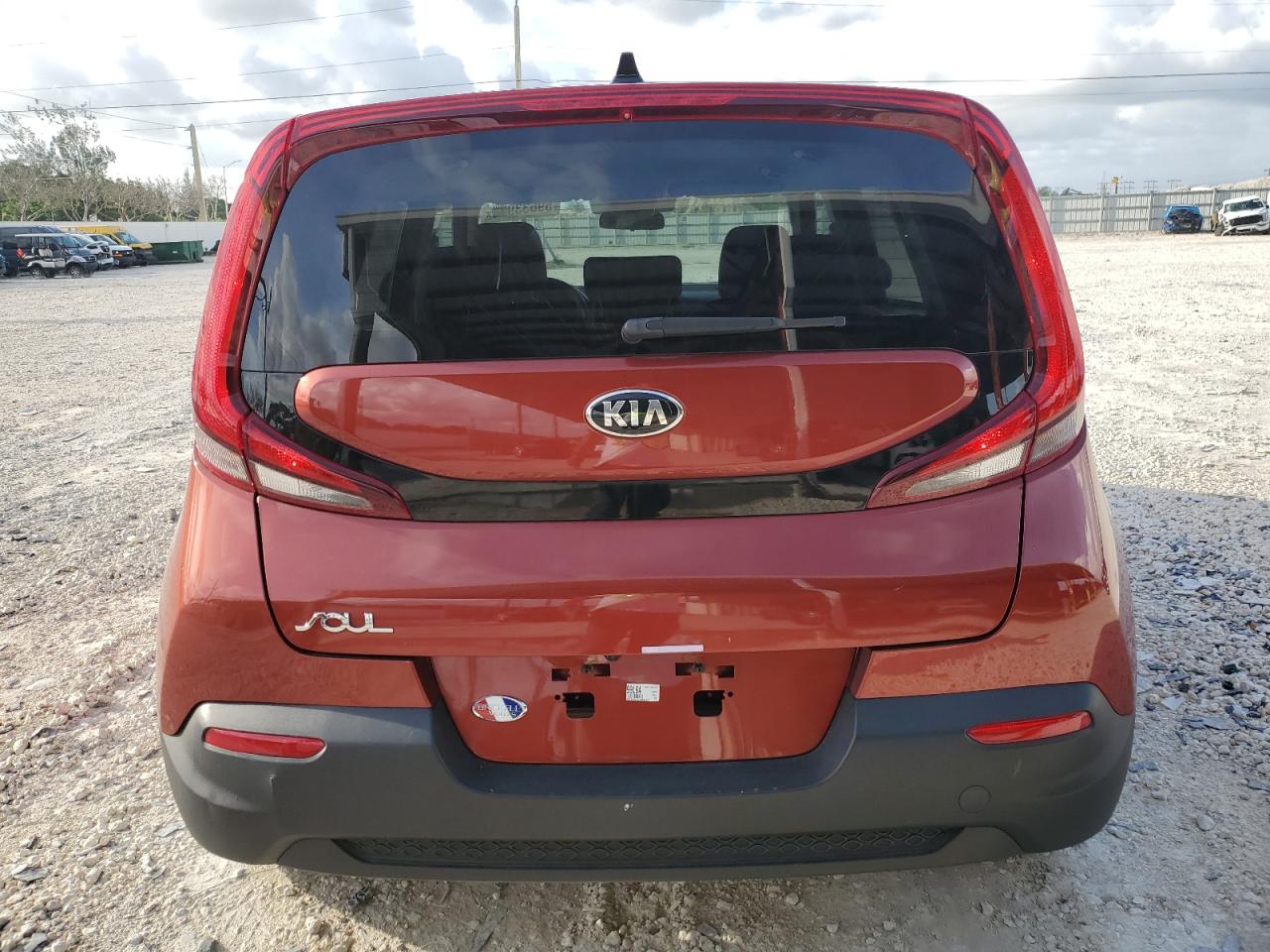 KNDJ23AUXL7099164 2020 Kia Soul Lx