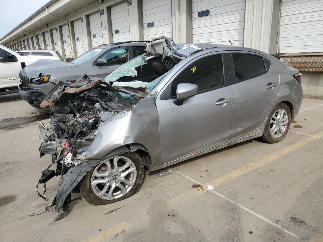 3MYDLBZV3GY112375 TOYOTA SCION 2016