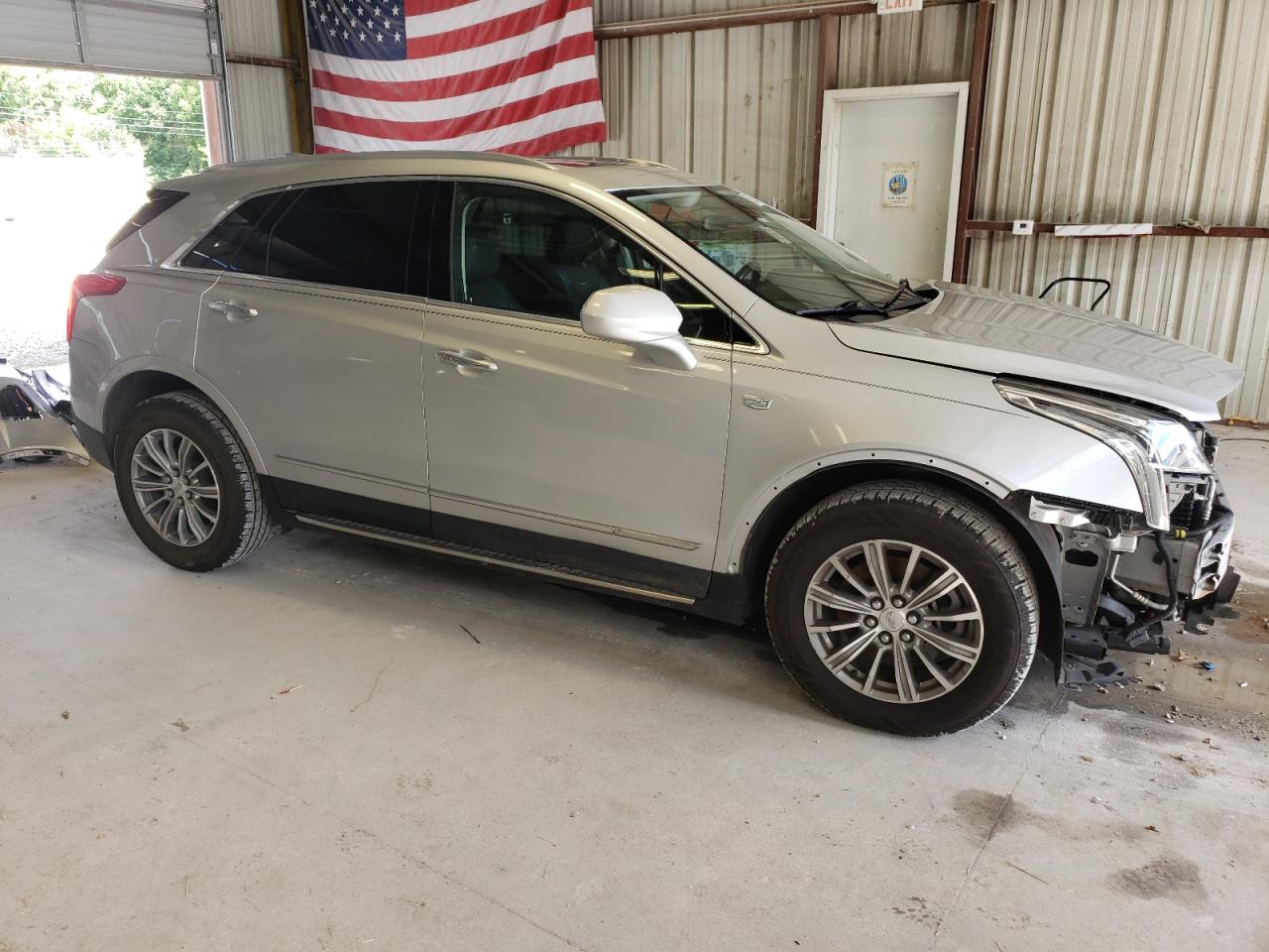 1GYKNBRSXHZ109772 2017 Cadillac Xt5 Luxury