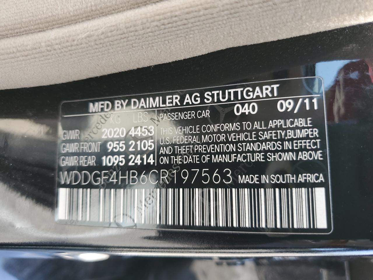 2012 Mercedes-Benz C 250 vin: WDDGF4HB6CR197563