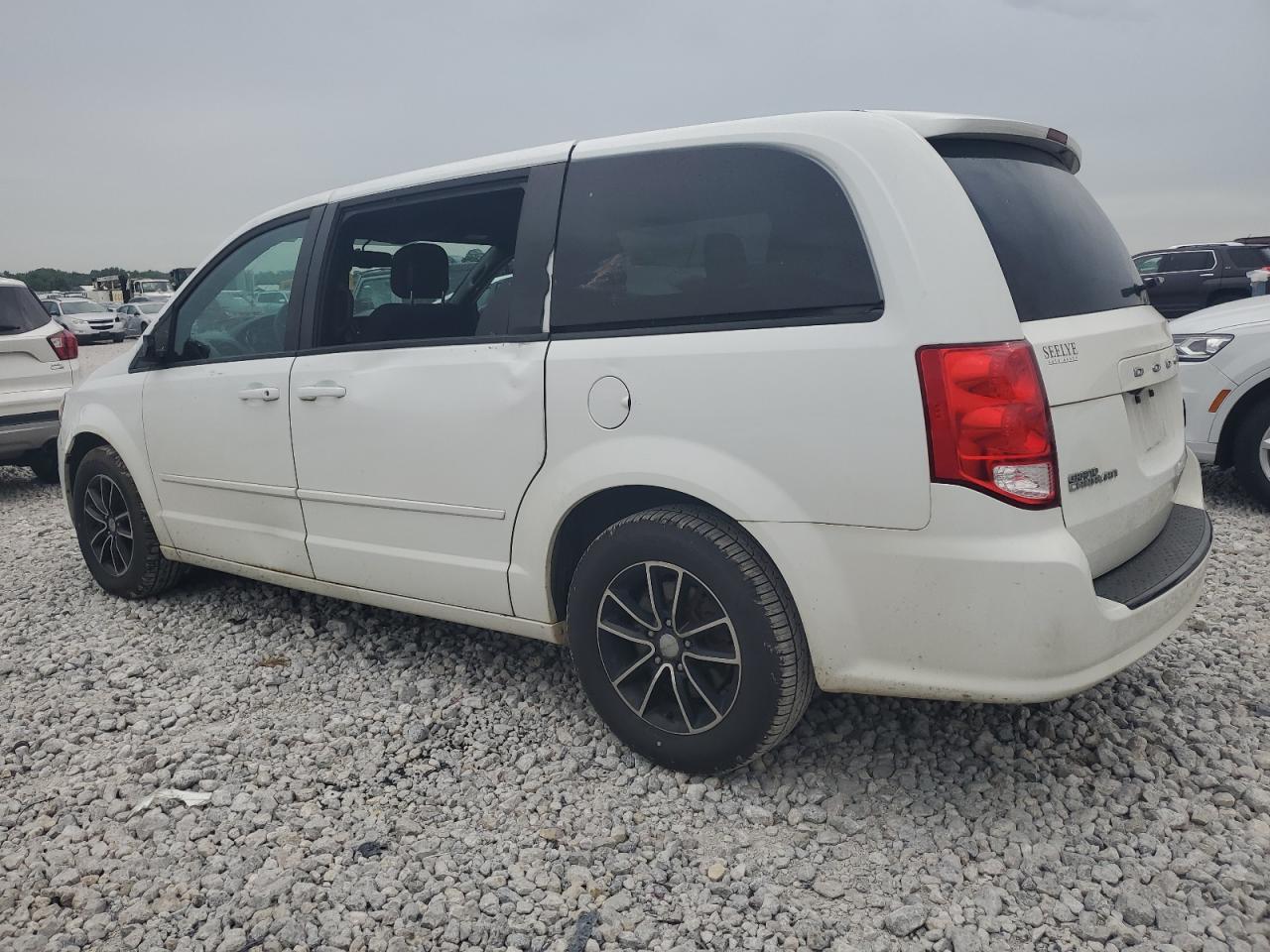 2C4RDGBG7HR662979 2017 Dodge Grand Caravan Se