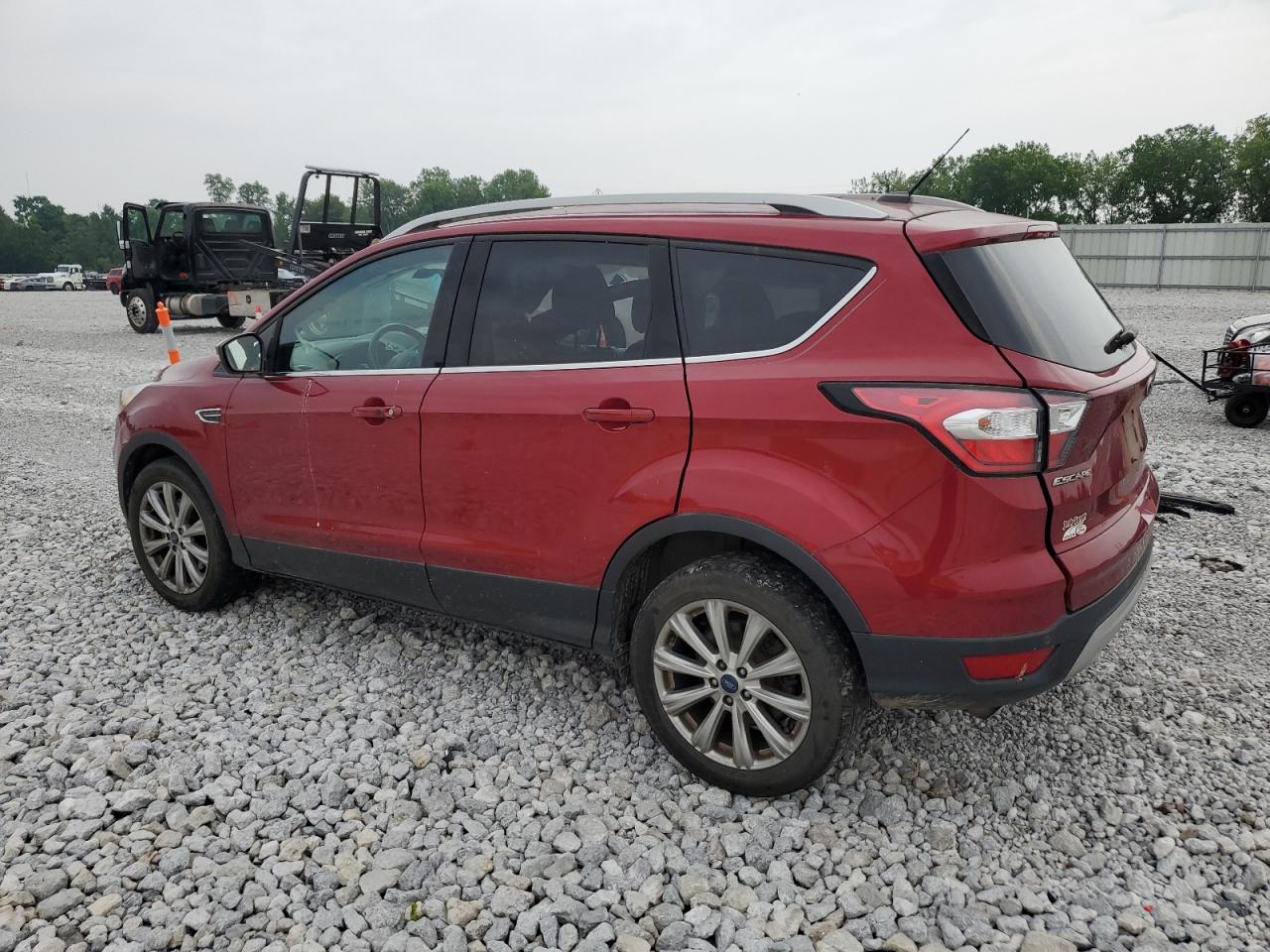 1FMCU9JD5HUD07185 FORD ESCAPE 2017