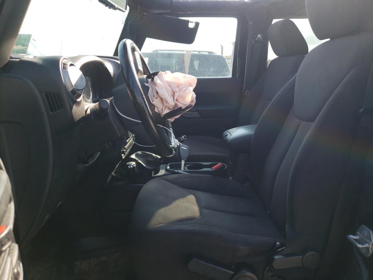 1C4AJWAG4FL585253 2015 Jeep Wrangler Sport