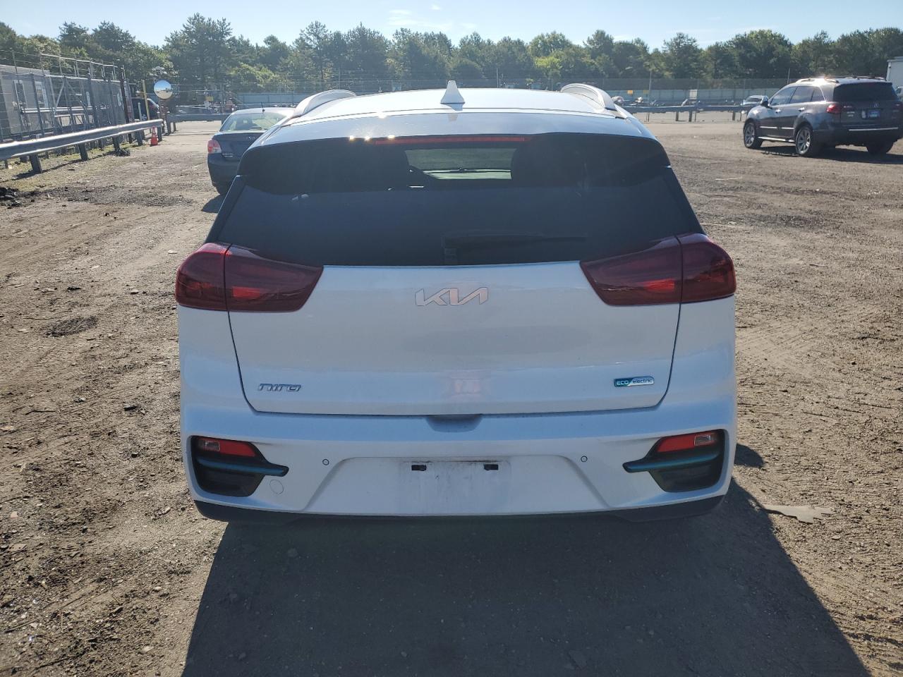 KNDCE3LG6N5131386 2022 Kia Niro Ex Premium