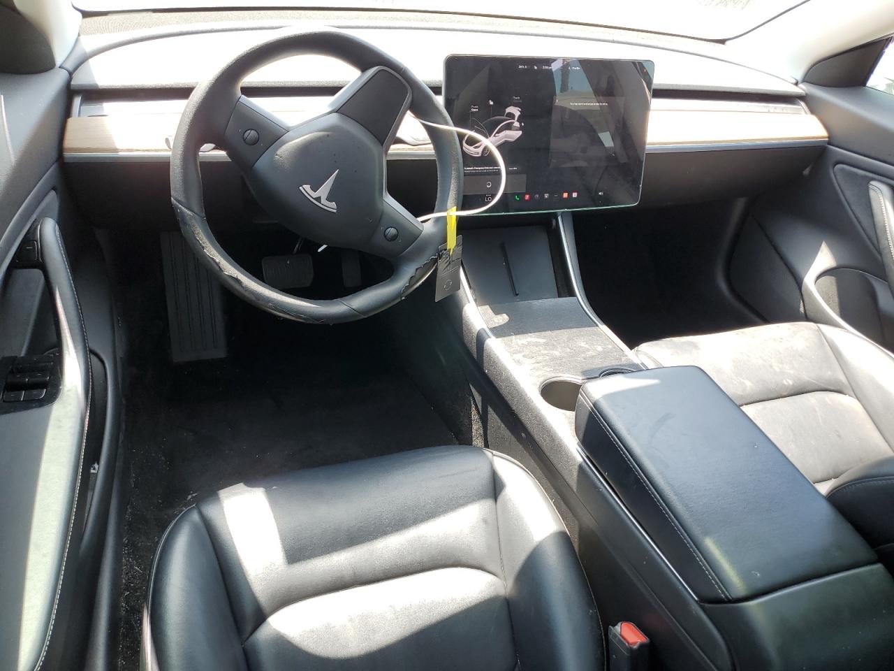 5YJ3E1EA3KF485003 2019 Tesla Model 3