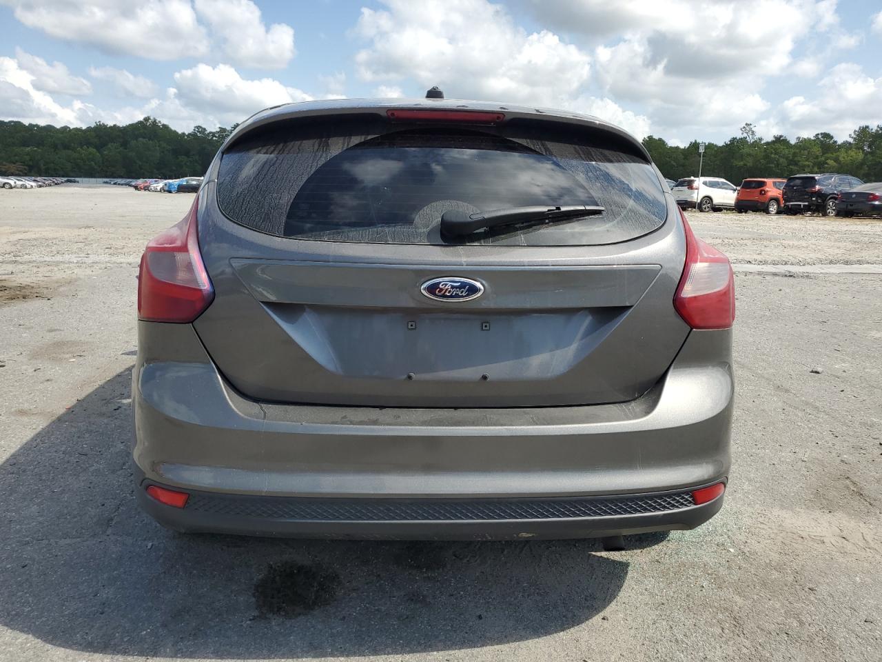 1FAHP3M24CL363390 2012 Ford Focus Sel