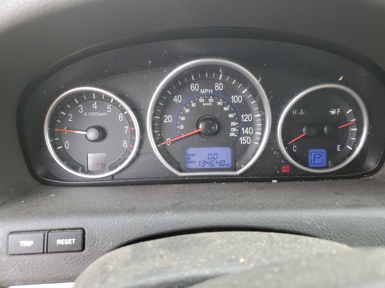 KM8NUDCC8BU155684 2011 Hyundai Veracruz Gls