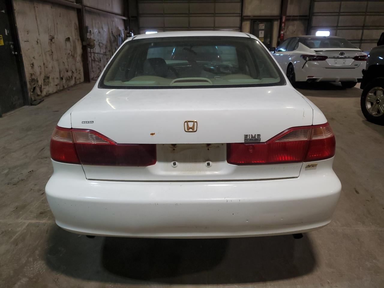 1HGCG1658XA067162 1999 Honda Accord Ex