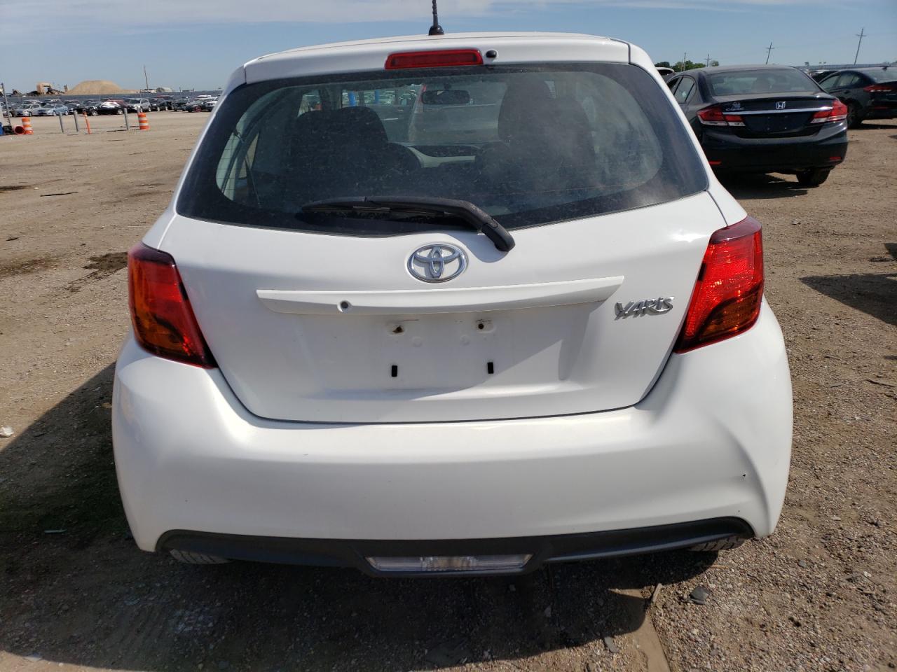 VNKJTUD34FA018695 2015 Toyota Yaris