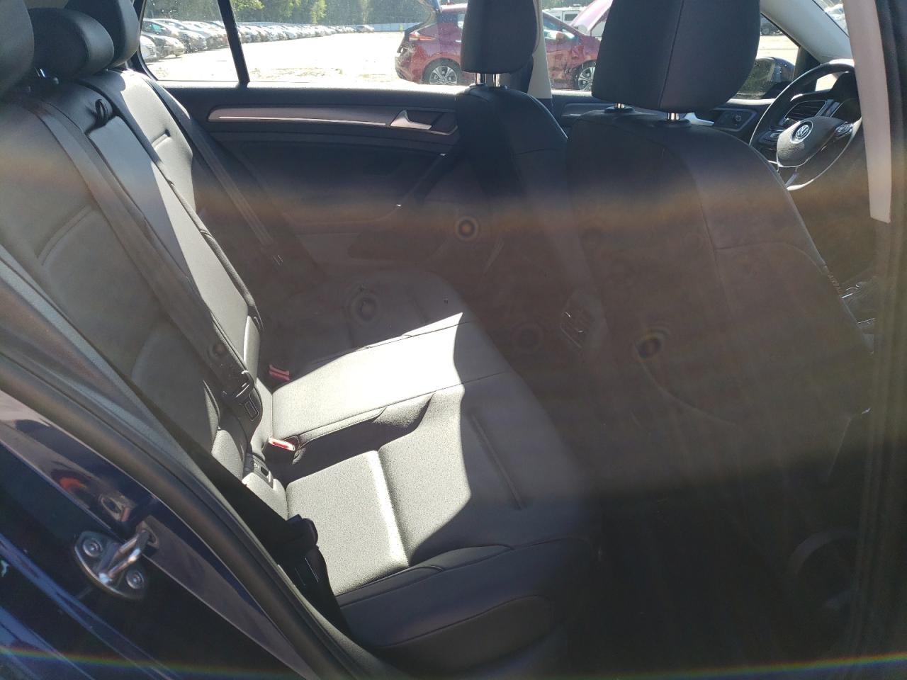 WVWPR7AU5KW906644 2019 Volkswagen E-Golf Sel Premium