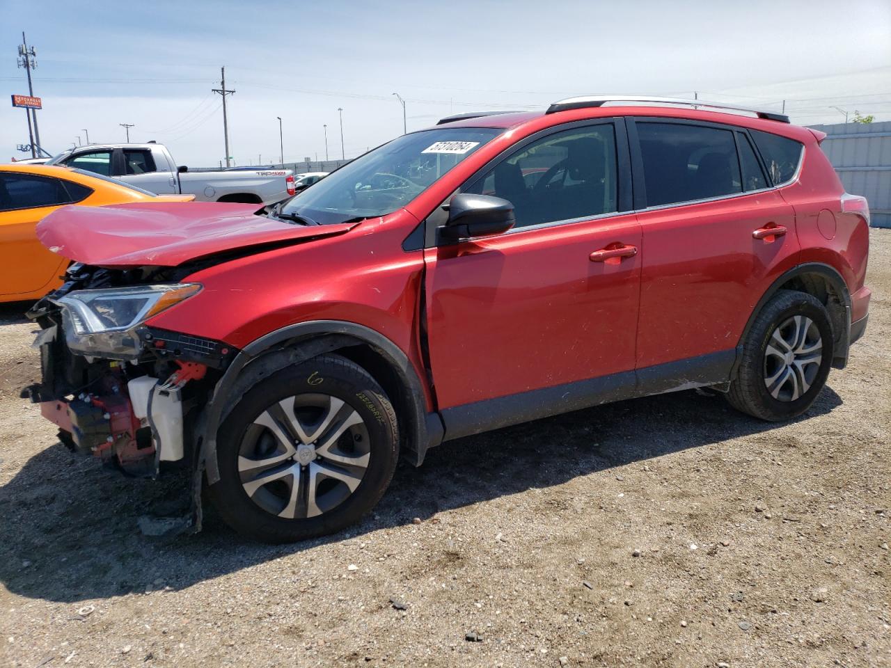 JTMBFREV5HJ173227 2017 Toyota Rav4 Le