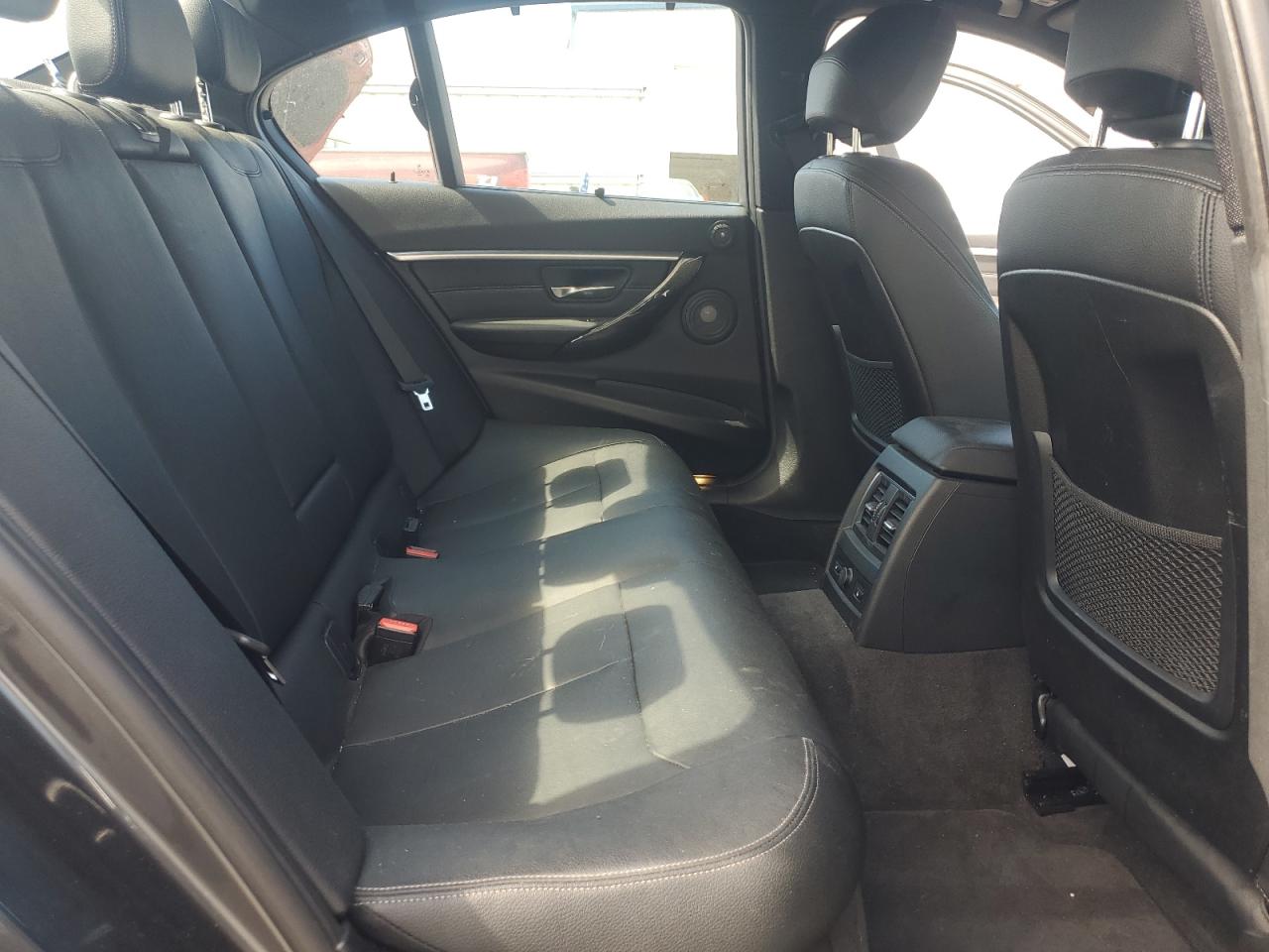 WBA8B7G59GNT70591 2016 BMW 340 Xi