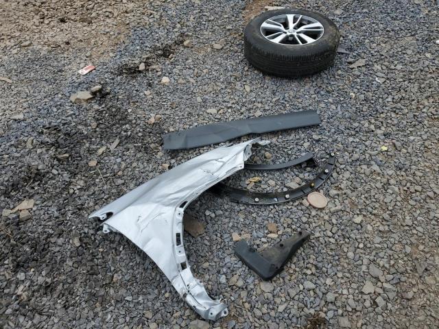 2017 Toyota Rav4 Xle VIN: 2T3RFREV4HW684802 Lot: 57959514